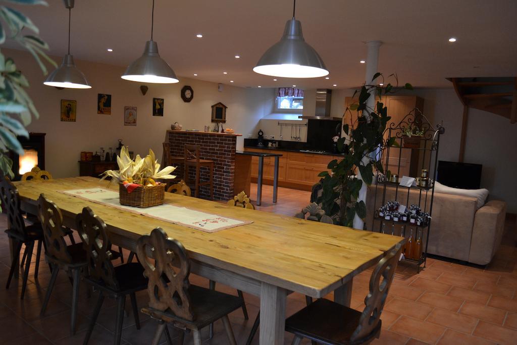 Chambres D'Hotes S'Burehiesel Schillersdorf ภายนอก รูปภาพ