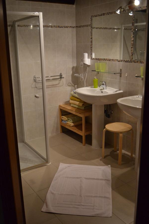 Chambres D'Hotes S'Burehiesel Schillersdorf ภายนอก รูปภาพ