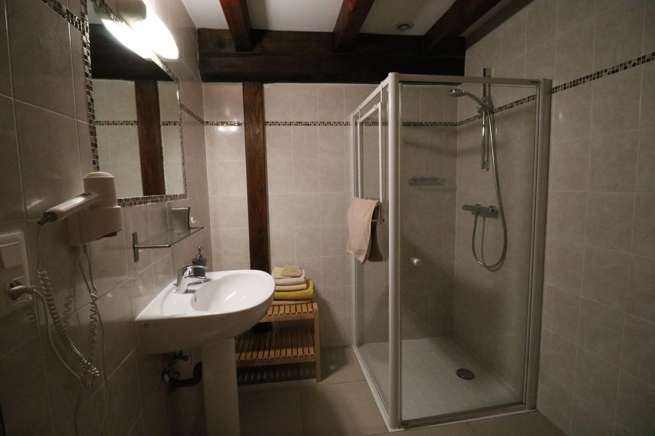 Chambres D'Hotes S'Burehiesel Schillersdorf ภายนอก รูปภาพ